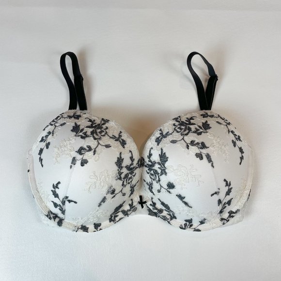 NWOT Victoria's Secret Bra 32DDD Dream Angels Push Up White Black Lace - Picture 1 of 7